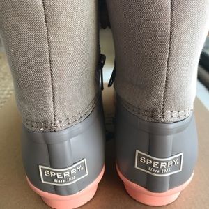 New Sperry Duck Boots size 6.5